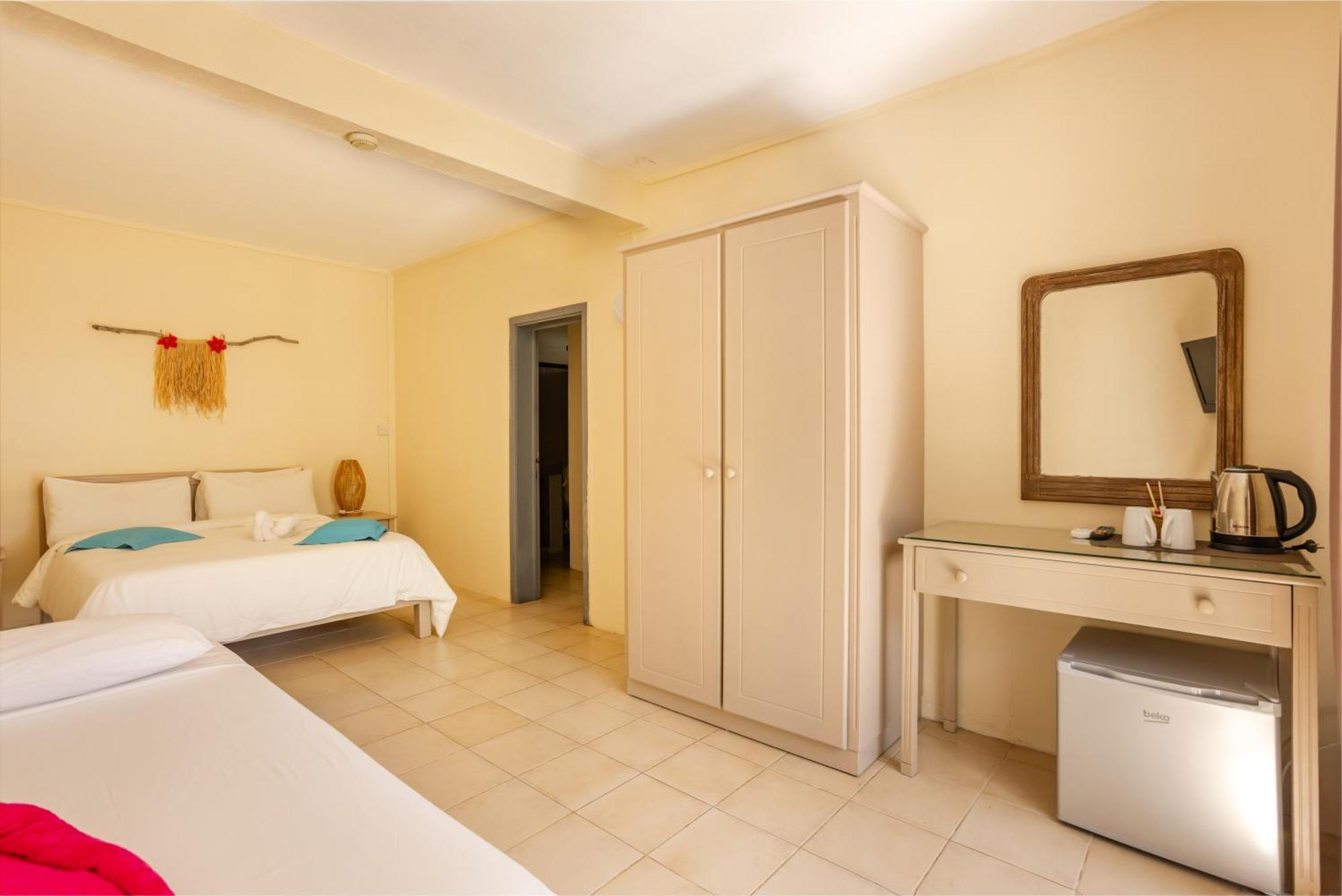 Cocotiers Hotel – Mauritius Baie-du-Tombeau Esterno foto
